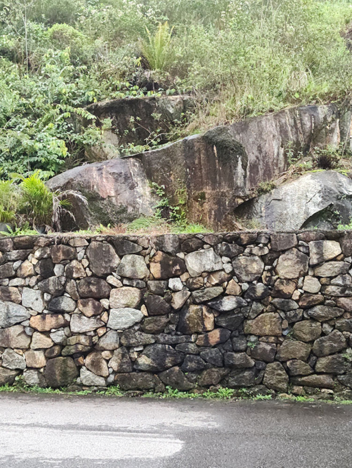 Inspeção-em-Taludes-de-Enrocamento-01